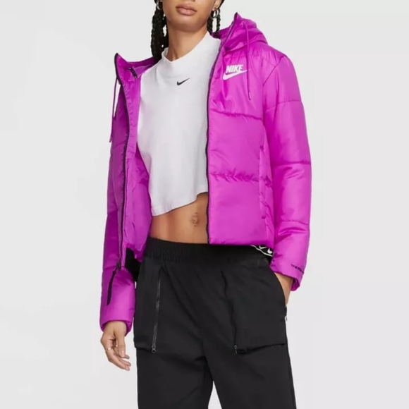 NWT Women's size M Nike Puffer Jacket - Picture 6 of 7